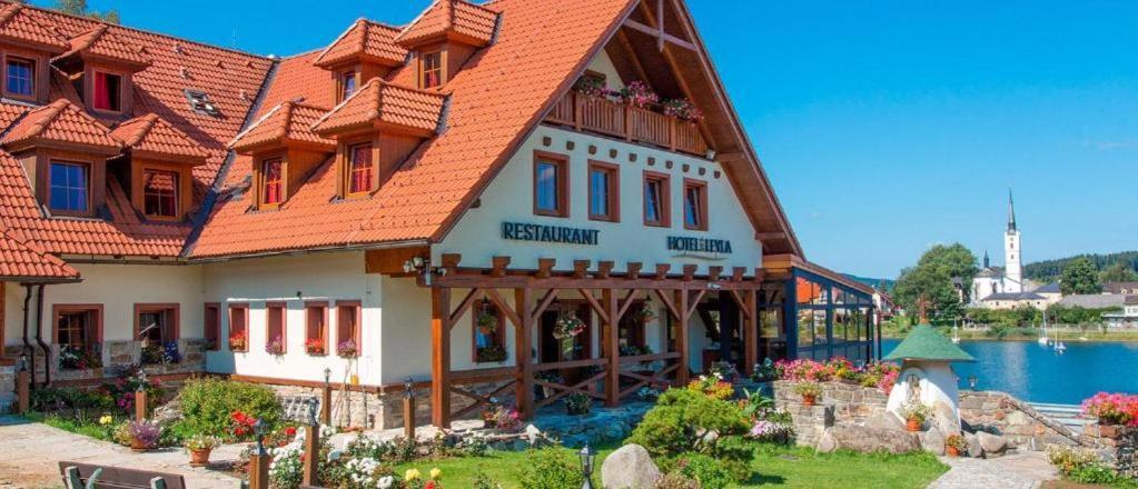 Hotel Leyla Фримбурк Екстер'єр фото